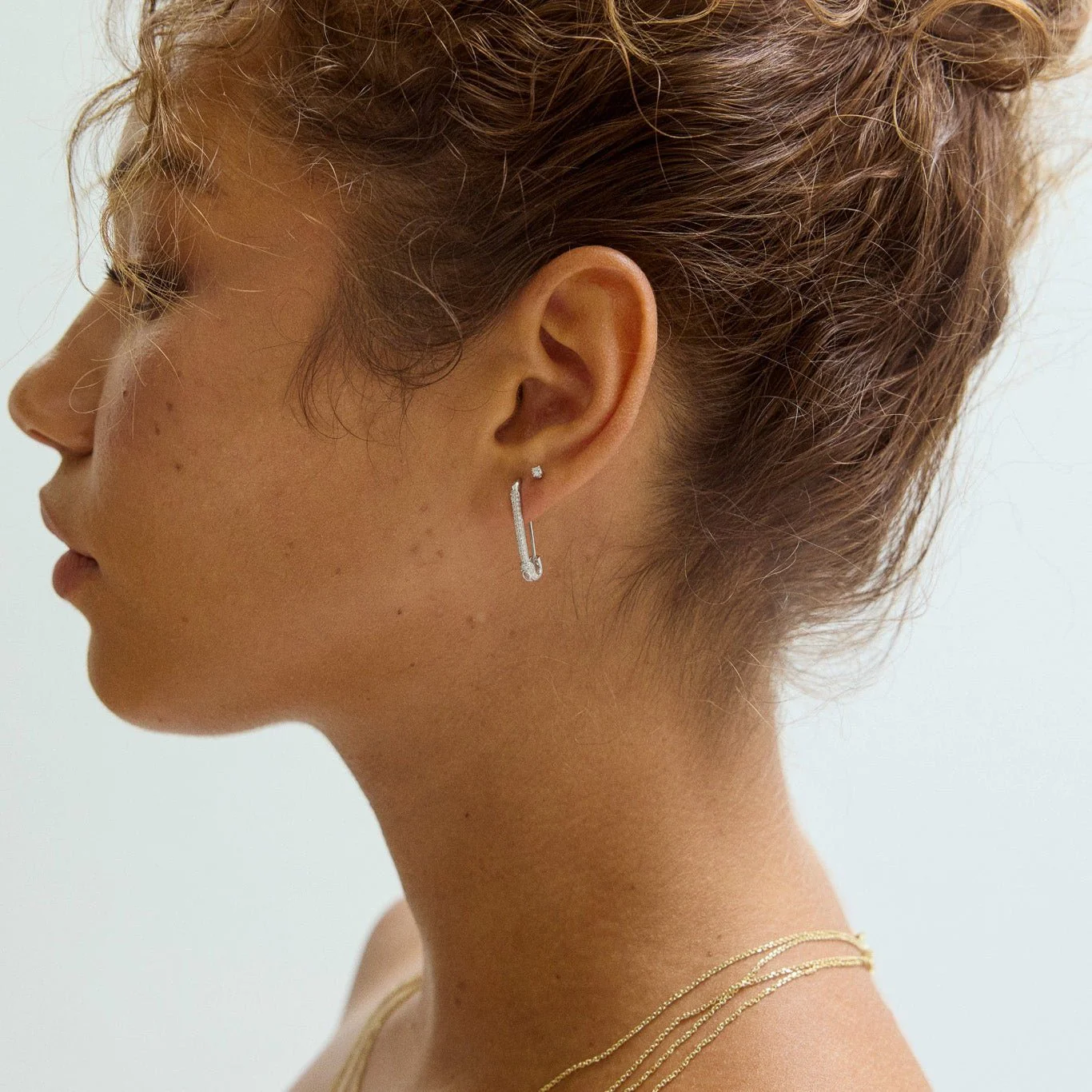 14K All Diamond Safety Pin Earring - Image 3