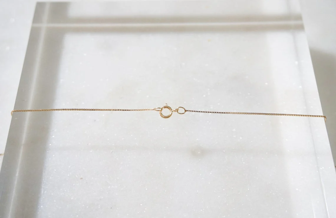 14K Gold Box Chain Necklace - Image 4